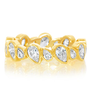 Classique Creations Alternating Bezel Pear Eternity Band