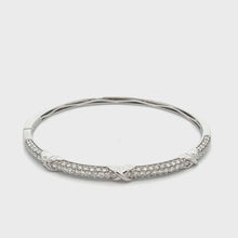 1.93ct 18k White Gold Diamond Bangle