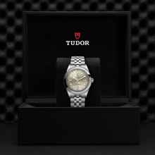 Tudor Black Bay 39