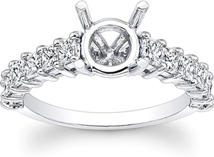Princess Cut Prong Set Diamond Engagement Ring